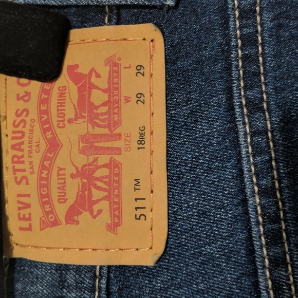 Levi's 511 Slim - Picture 3 of 4